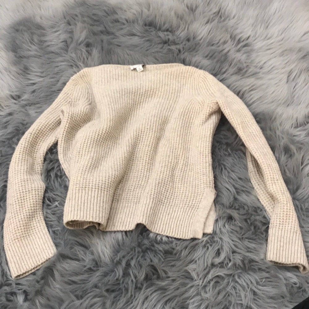 GAP KNIT SWEATER
